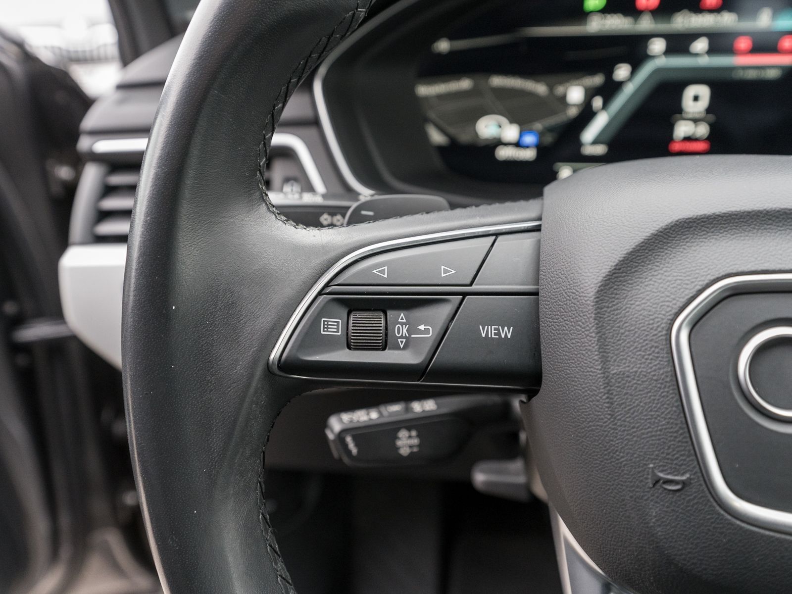 Fahrzeugabbildung Audi A4 Avant advanced 40TDI quattro Navi Matrix RFK