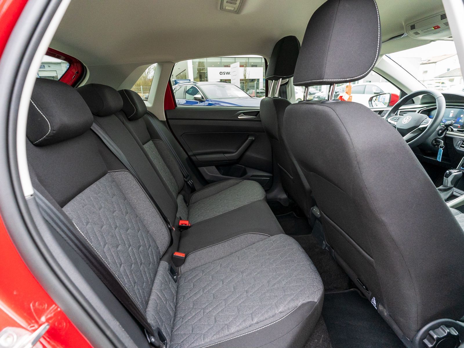Fahrzeugabbildung Volkswagen Polo Move 1.0TSI DSG LED Navi RFK ACC AHK SHZ