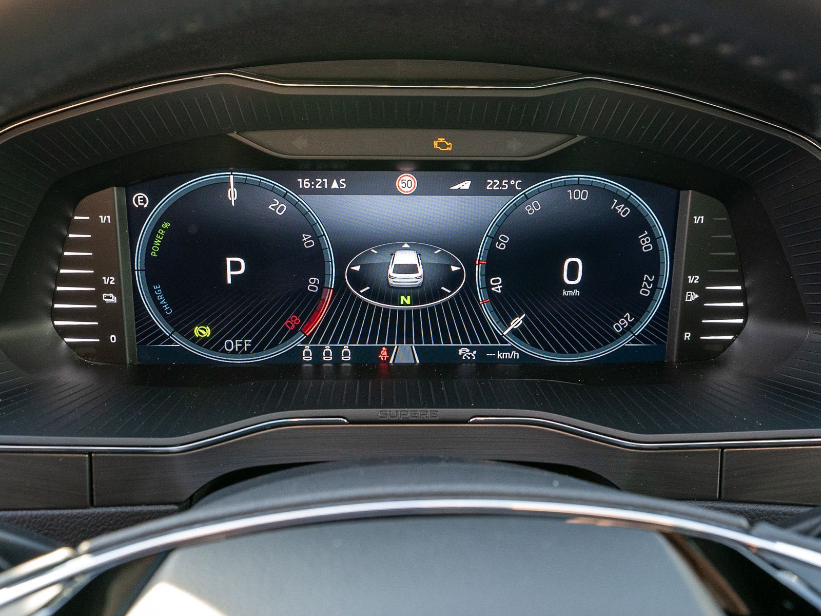 Fahrzeugabbildung SKODA Superb iV Combi Style 1.4Hybrid NAVI PANO VC AHK