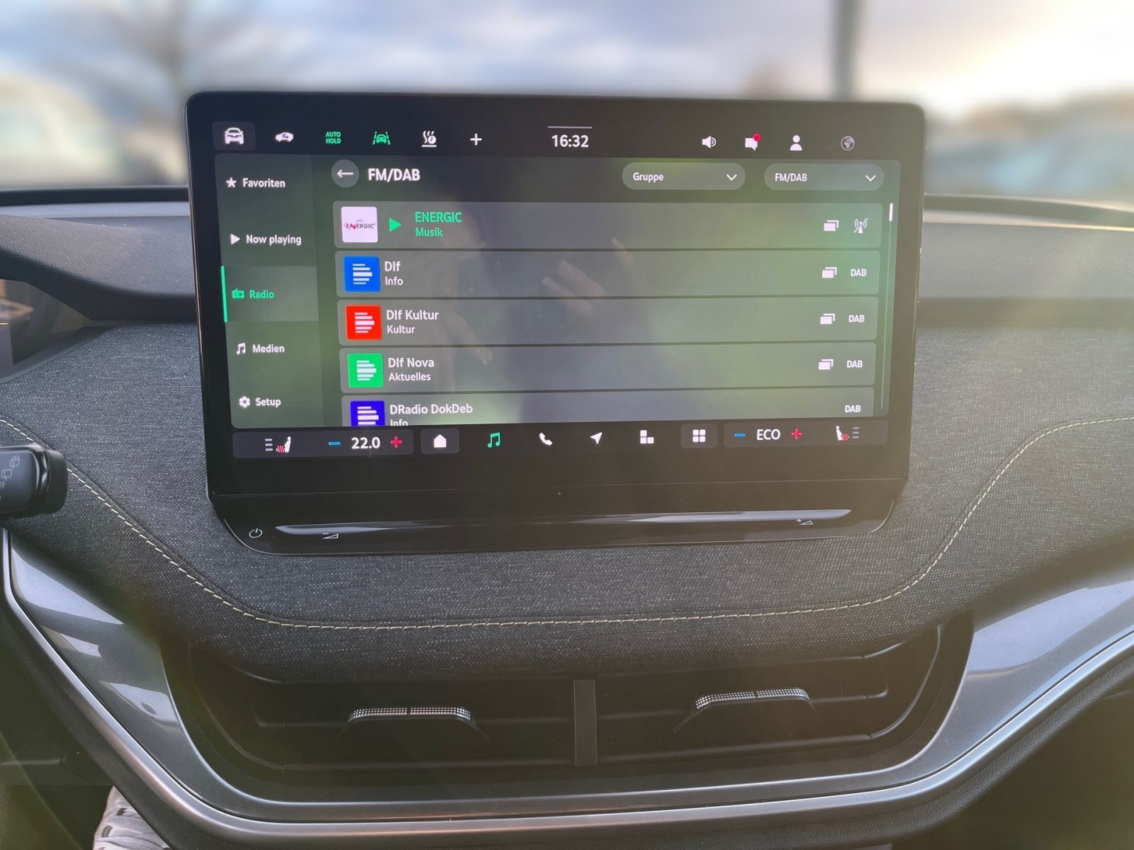 Fahrzeugabbildung SKODA Elroq 55kWh 125kW 19" Navi Kamera PDC ACC SH AHK
