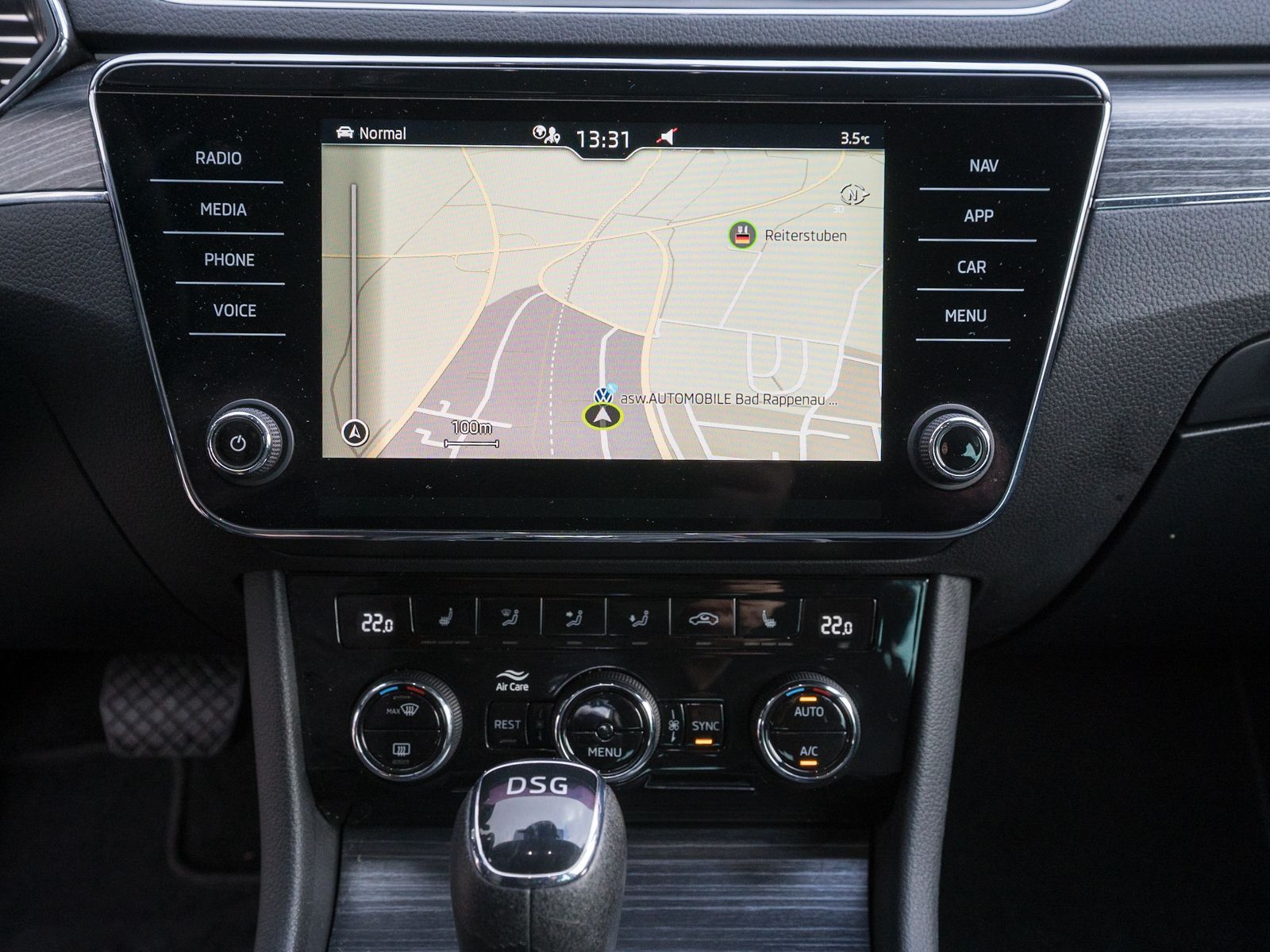 Fahrzeugabbildung SKODA Superb Combi Style 2.0 TDI DSG Navi ACC RFK AHK