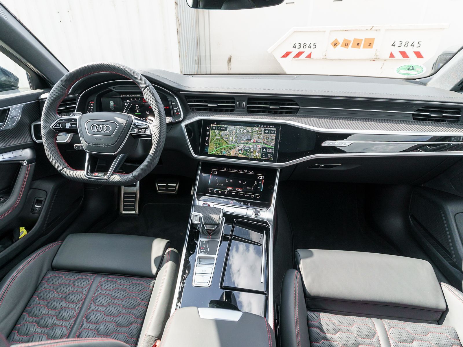 Fahrzeugabbildung Audi RS 6 Avant performance 463(630) kW(PS) tiptronic