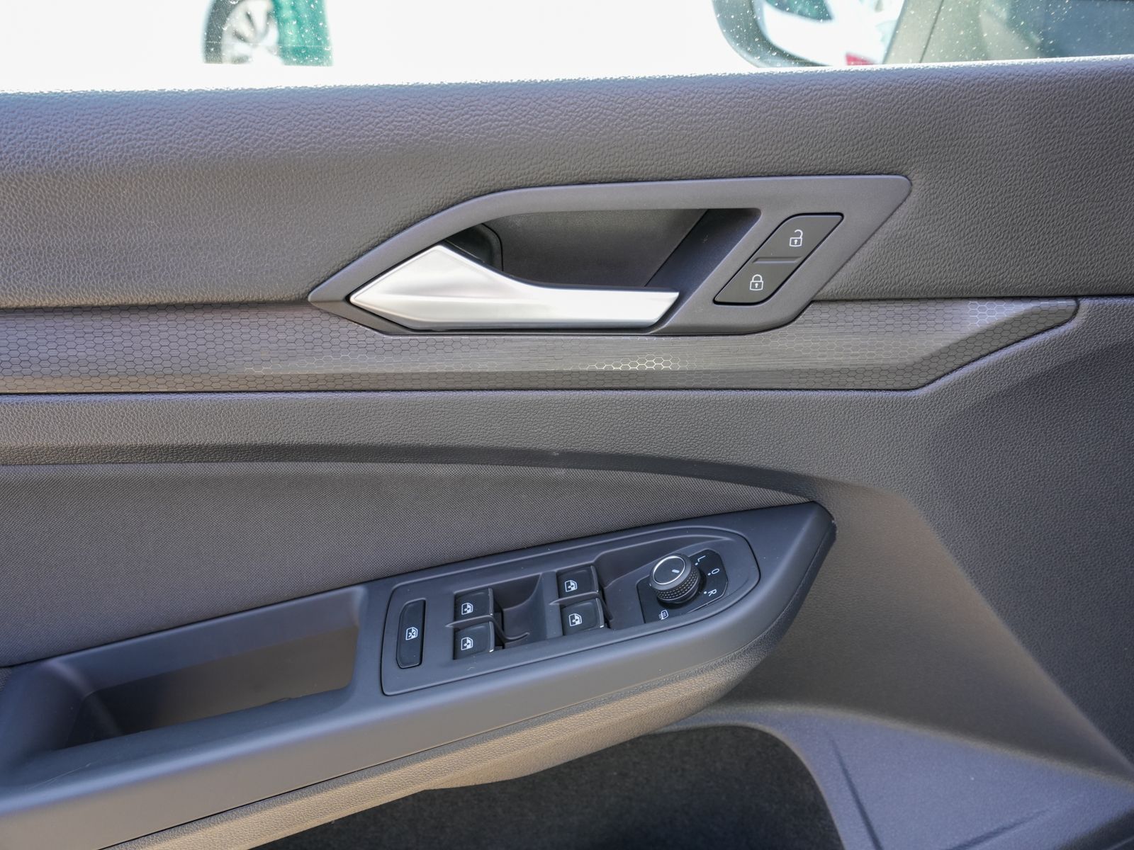 Fahrzeugabbildung Volkswagen Golf GTD 2.0 TDI DSG Navi LED ACC HUD RFK