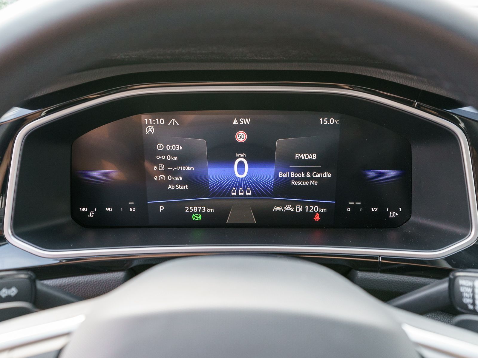 Fahrzeugabbildung Volkswagen T-ROC R-Line 2,0 TDI DSG LED NAVI RFK ACC VC AHK