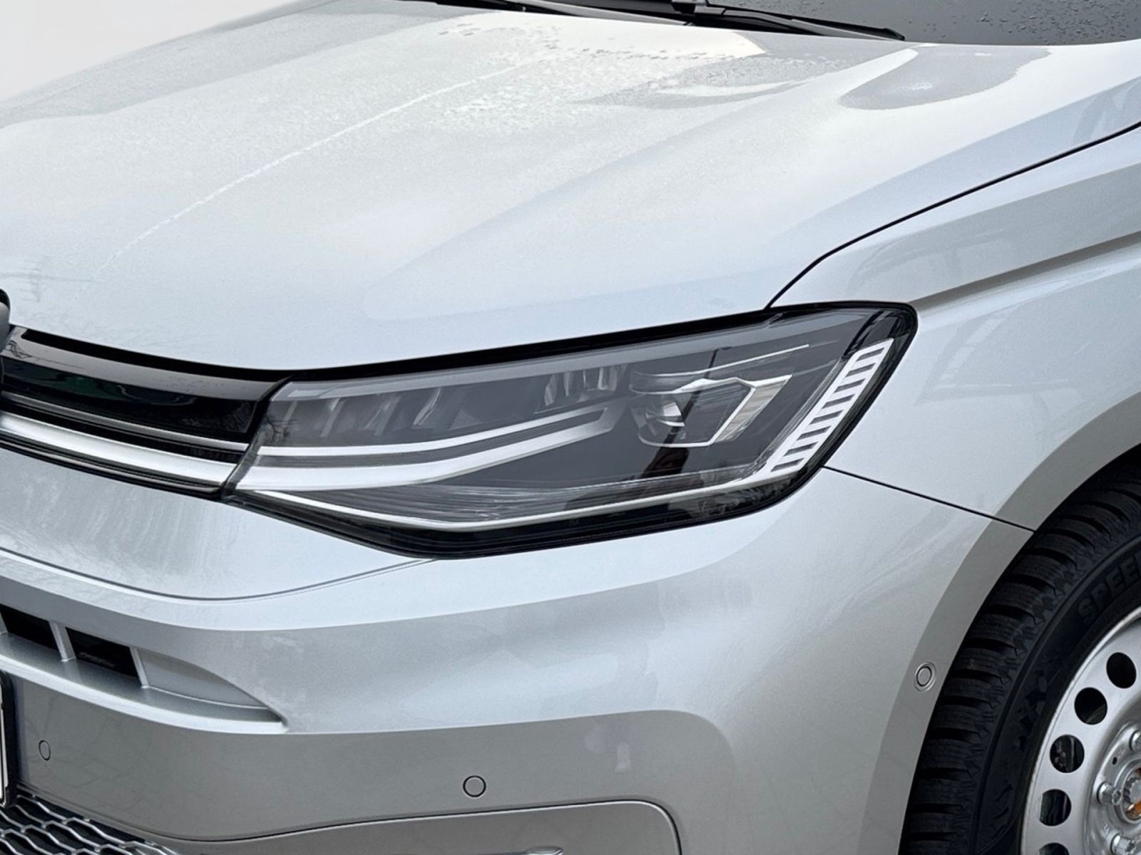 Fahrzeugabbildung Volkswagen Caddy Maxi "Goal" 7-Sitzer 2.0 TDI DSG LED NAVI