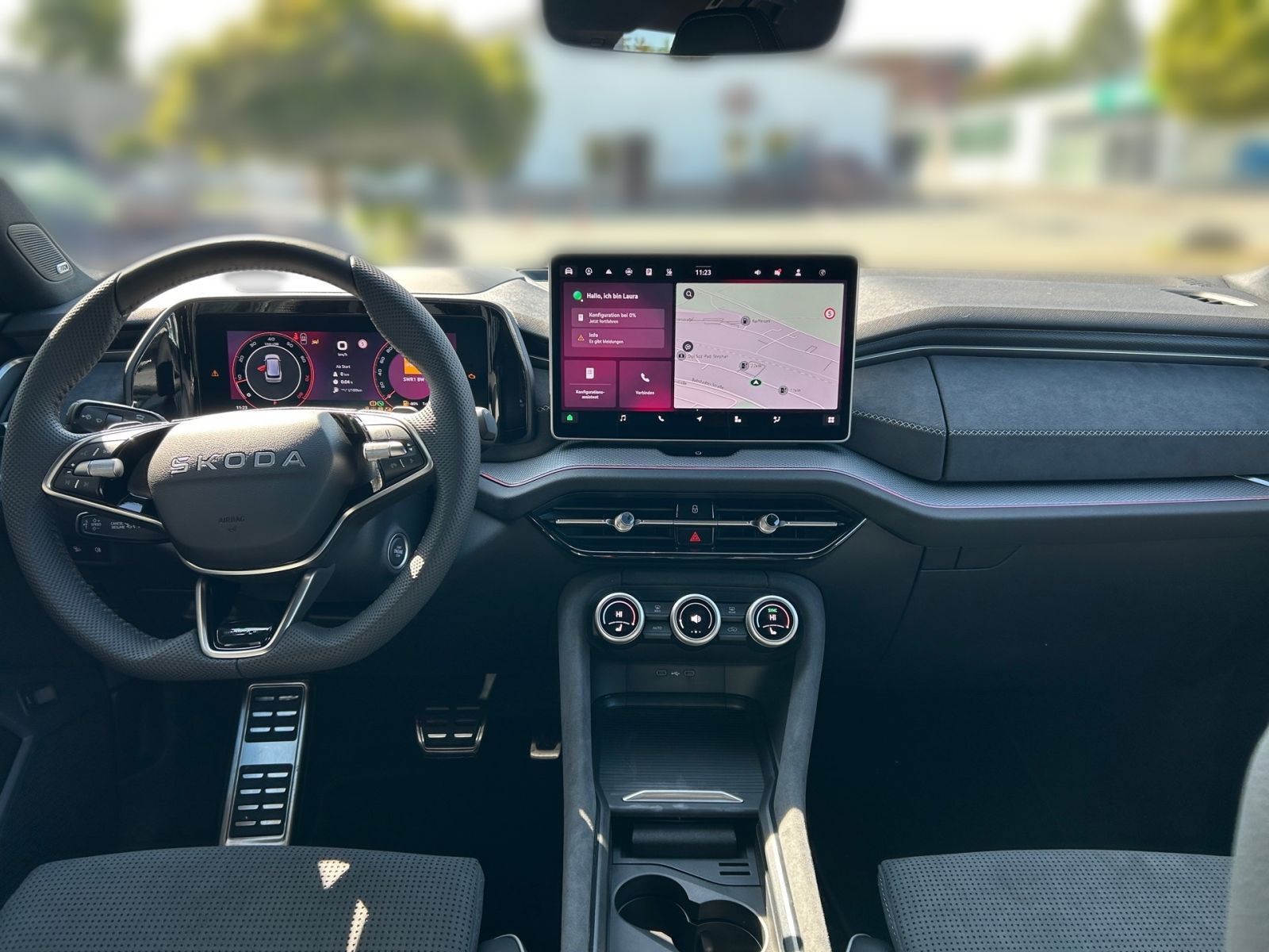 Fahrzeugabbildung SKODA Kodiaq Sportline 2,0TSI 204PS DSG 4x4 Standh AHK