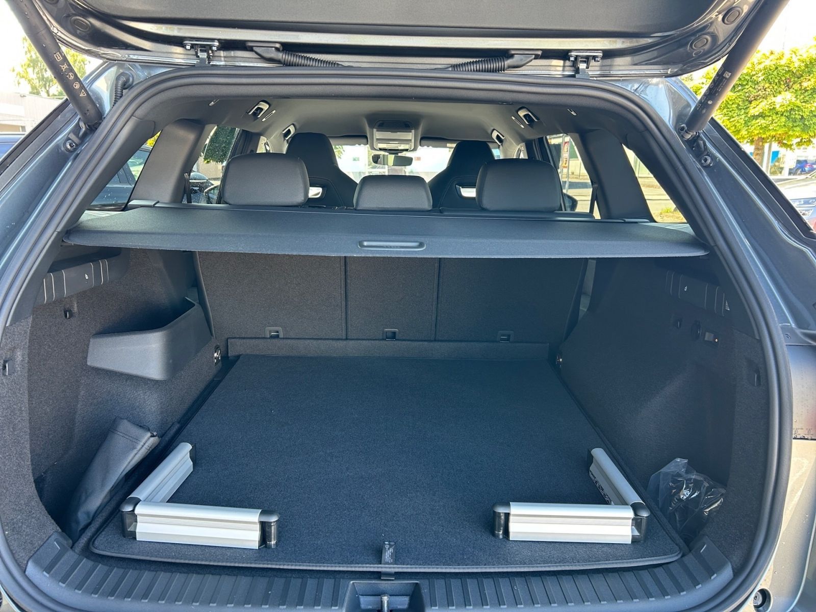 Fahrzeugabbildung SKODA Kodiaq Sportline 2,0TSI 204PS DSG 4x4 Standh AHK