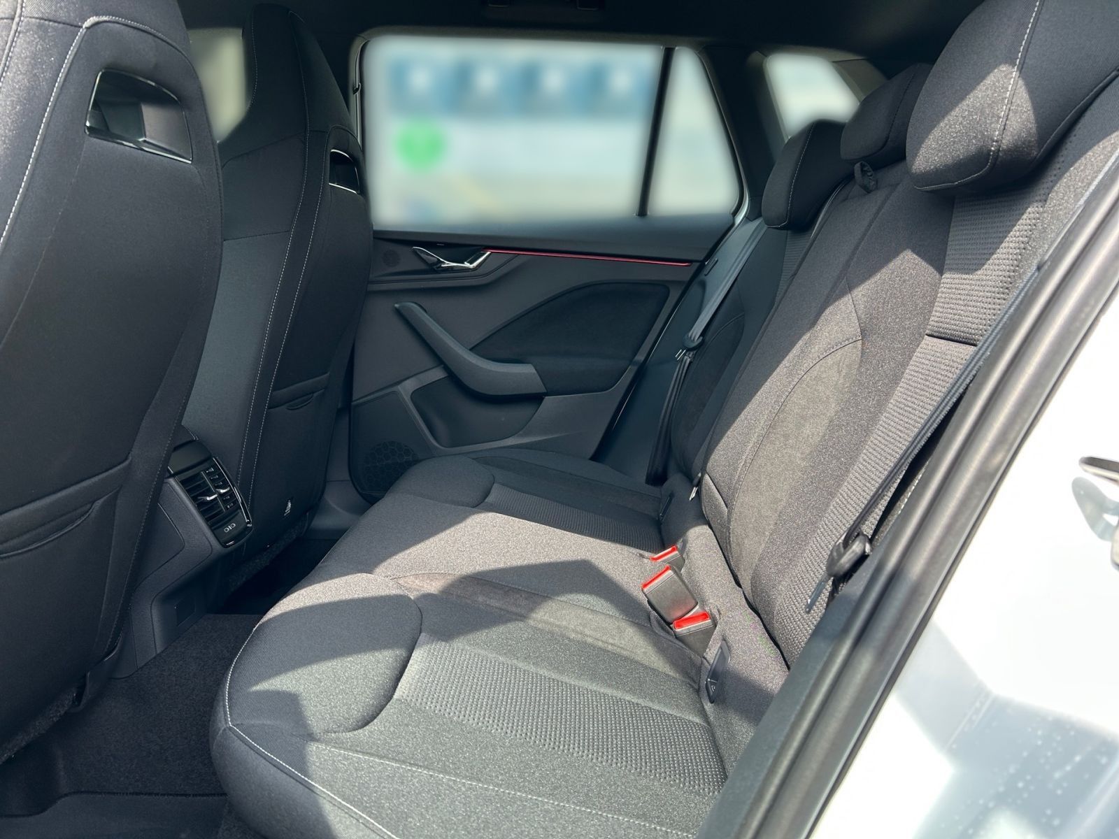 Fahrzeugabbildung SKODA Kamiq Selection 1,0 TSI 116PS DSG ACC Kamera AHK