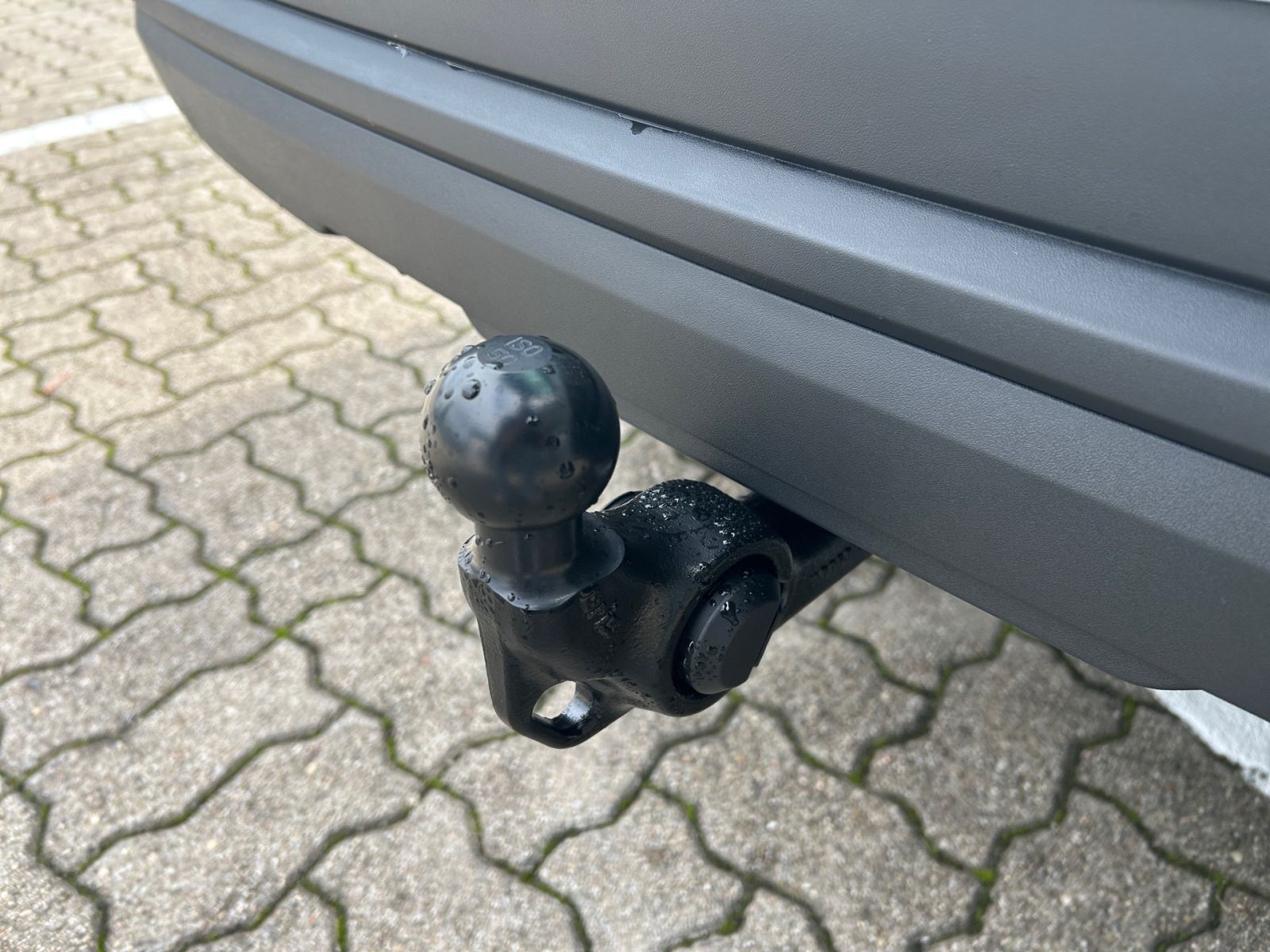 Fahrzeugabbildung SKODA Karoq Tour 1,5 TSI 150PS DSG ACC Kamera SHZ ACC