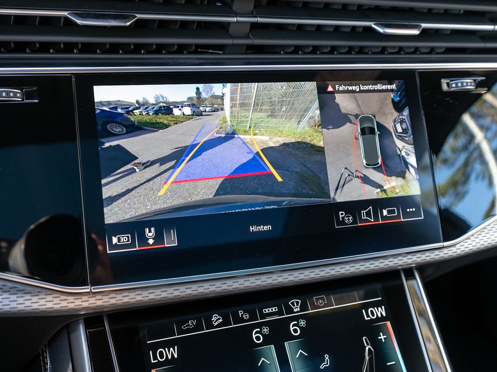 Fahrzeugabbildung Audi Q7 60 TFSI e S line qu. FACELIFT Navi Pano 360°