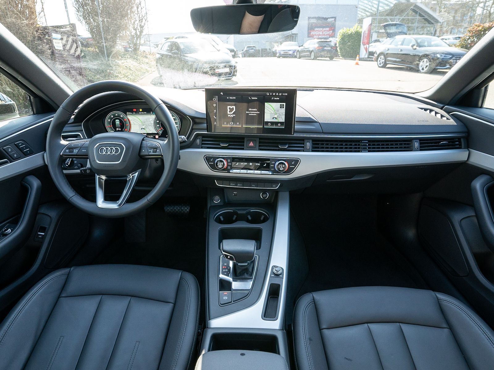 Fahrzeugabbildung Audi A4 Avant advanced 35TFSI Stroni Navi LED RFK ACC