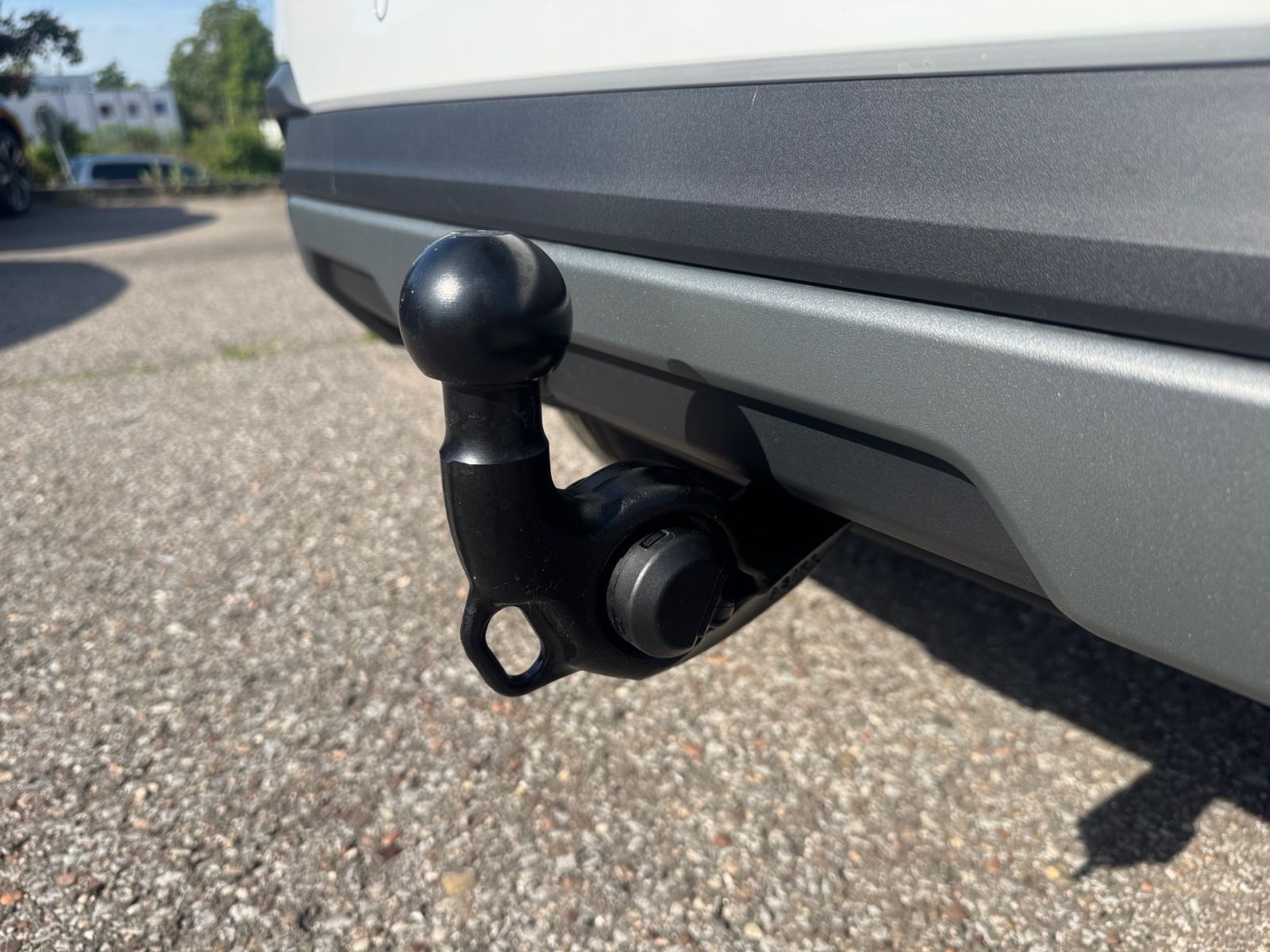 Fahrzeugabbildung SKODA Kamiq Tour 1,0TSI 116PS Smart Kamera SHZ PDC AHK