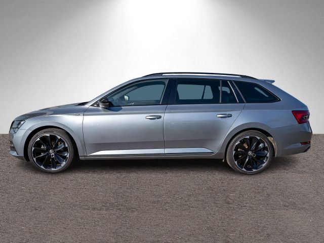 Fahrzeugabbildung SKODA Superb iV Combi Sportline 1,4Hybrid LED NAVI AHK