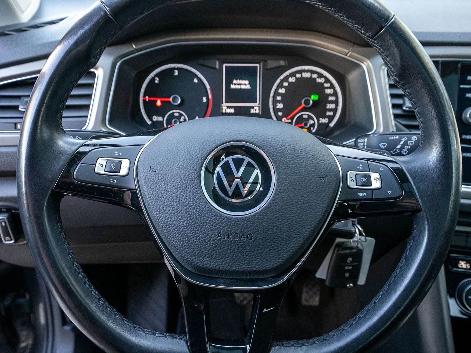 Fahrzeugabbildung Volkswagen T-ROC Style 4Motion 2,0TDI DSG NAVI PANO RFK AHK