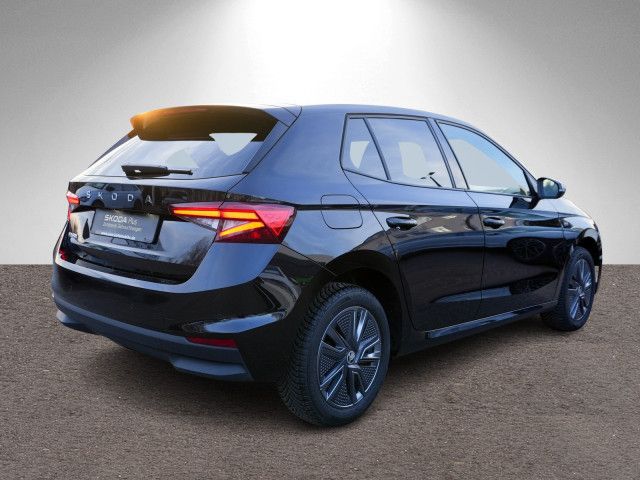 Fahrzeugabbildung SKODA Fabia Selection 1.0TSI DSG Navi LED ACC RFK Pano