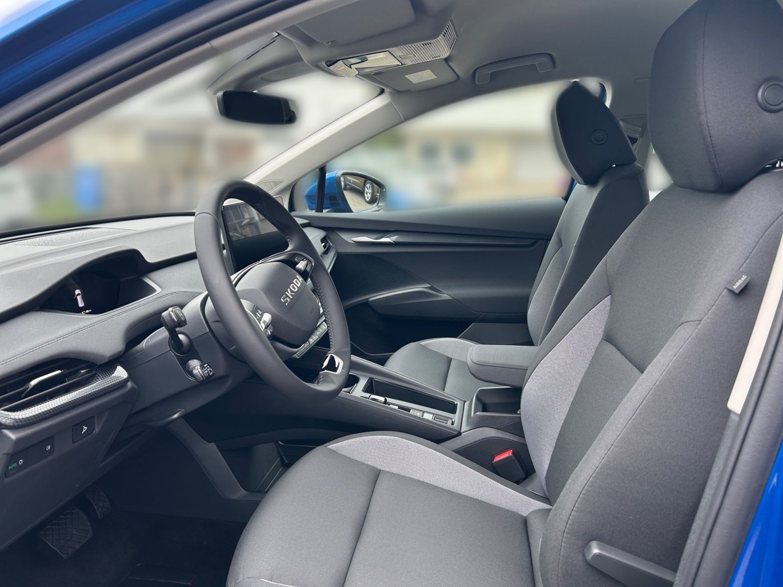Fahrzeugabbildung SKODA Elroq 50 Tour 55 kWh Elektromotor 170PS SHZ AHK