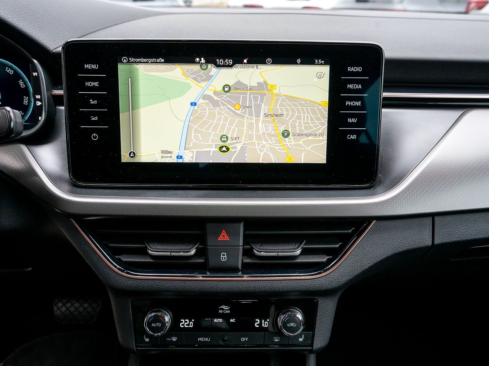 Fahrzeugabbildung SKODA Kamiq Style 1.5 TSI DSG LED Navi RFK ACC SHZ AHK