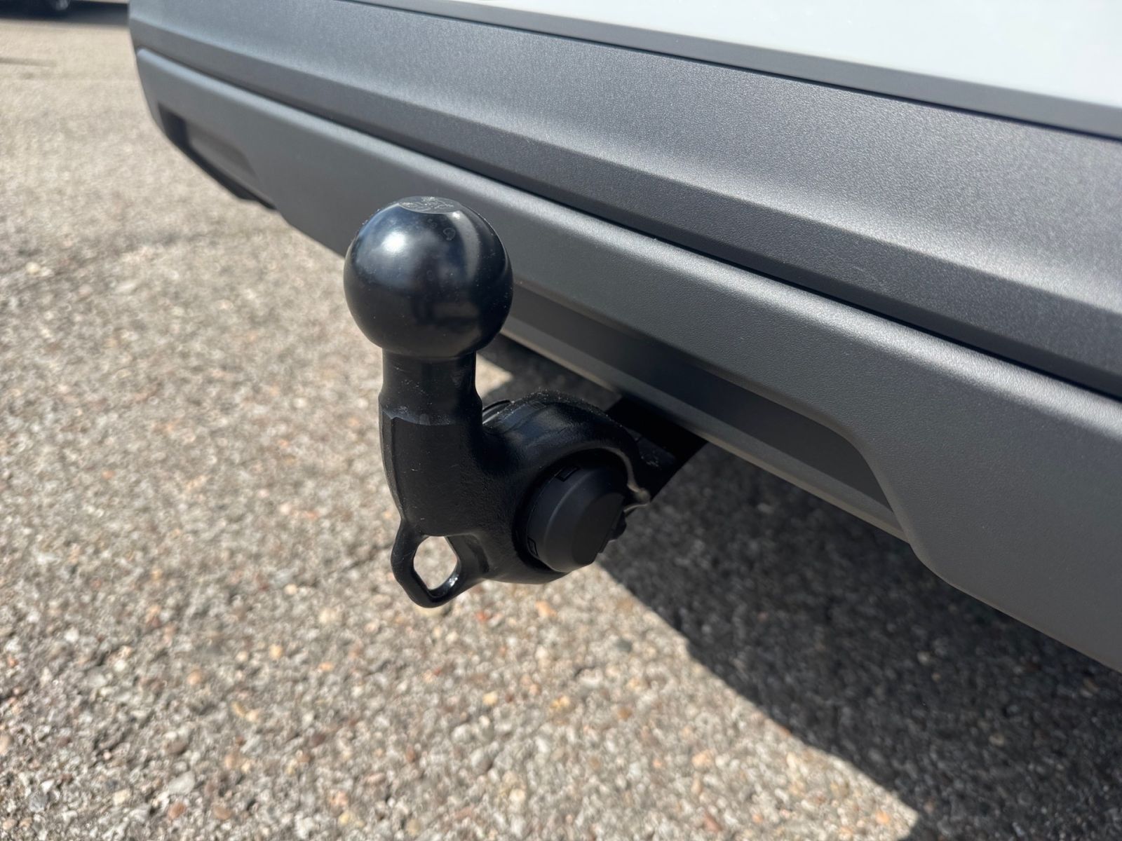 Fahrzeugabbildung SKODA Kamiq Tour 1,5 TSI 150PS DSG ACC Kamera SHZ AHK