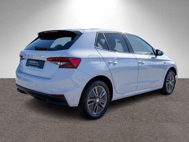 Fahrzeugabbildung SKODA Fabia Selection 1.0TSI DSG Navi LED ACC RFK Pano