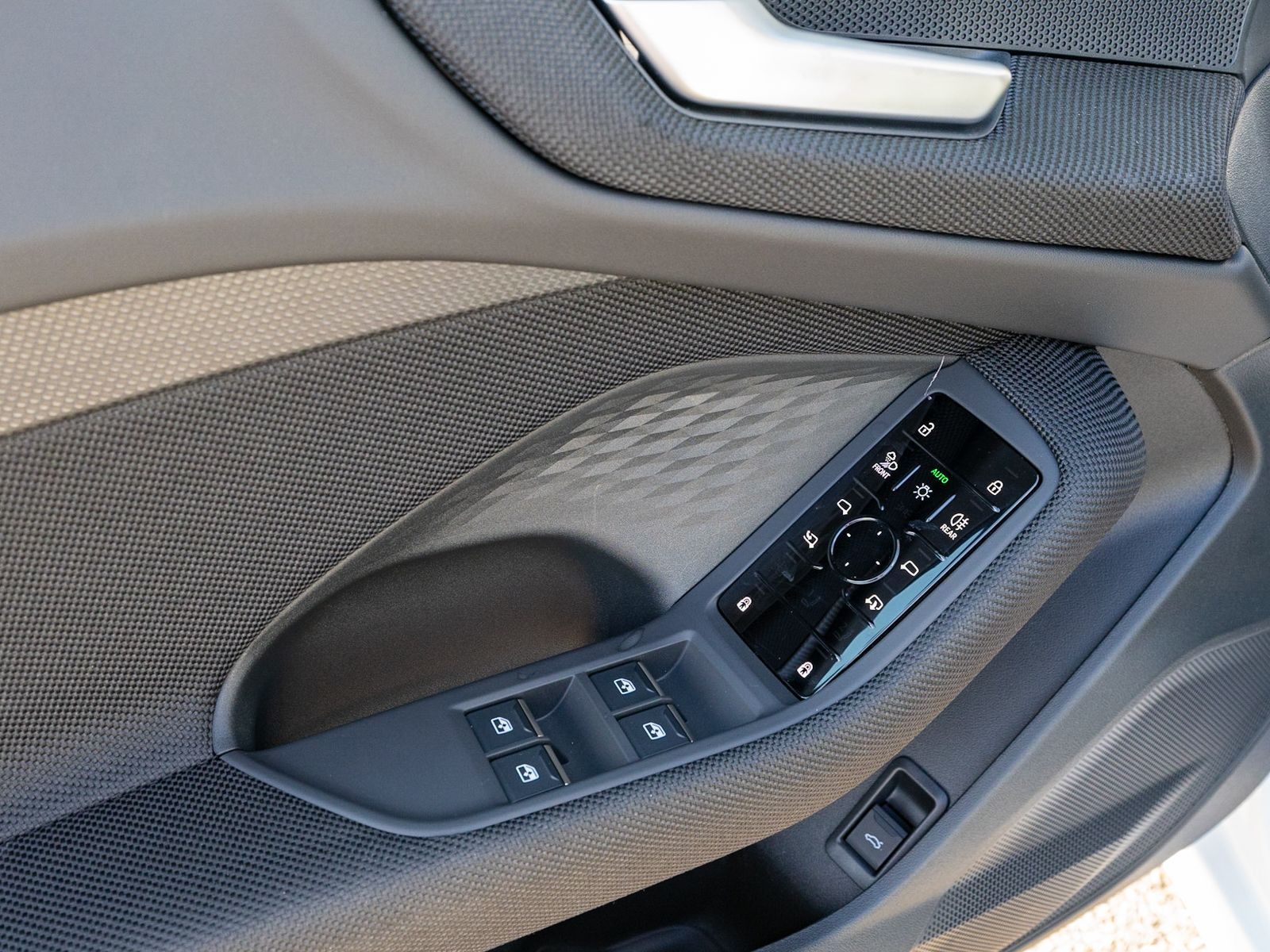 Fahrzeugabbildung Audi A5 Avant TFSI quattro Stronic Navi Matrix StandH