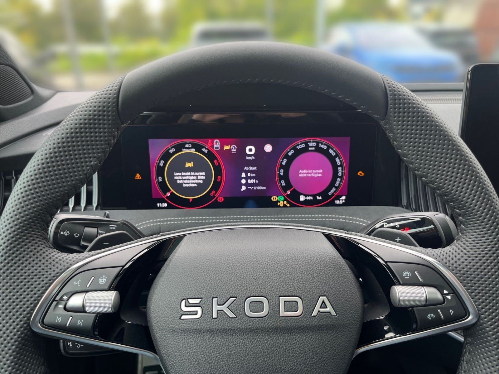 Fahrzeugabbildung SKODA Superb Combi Sportline 2,0 TDI 150PS DSG ACC AHK