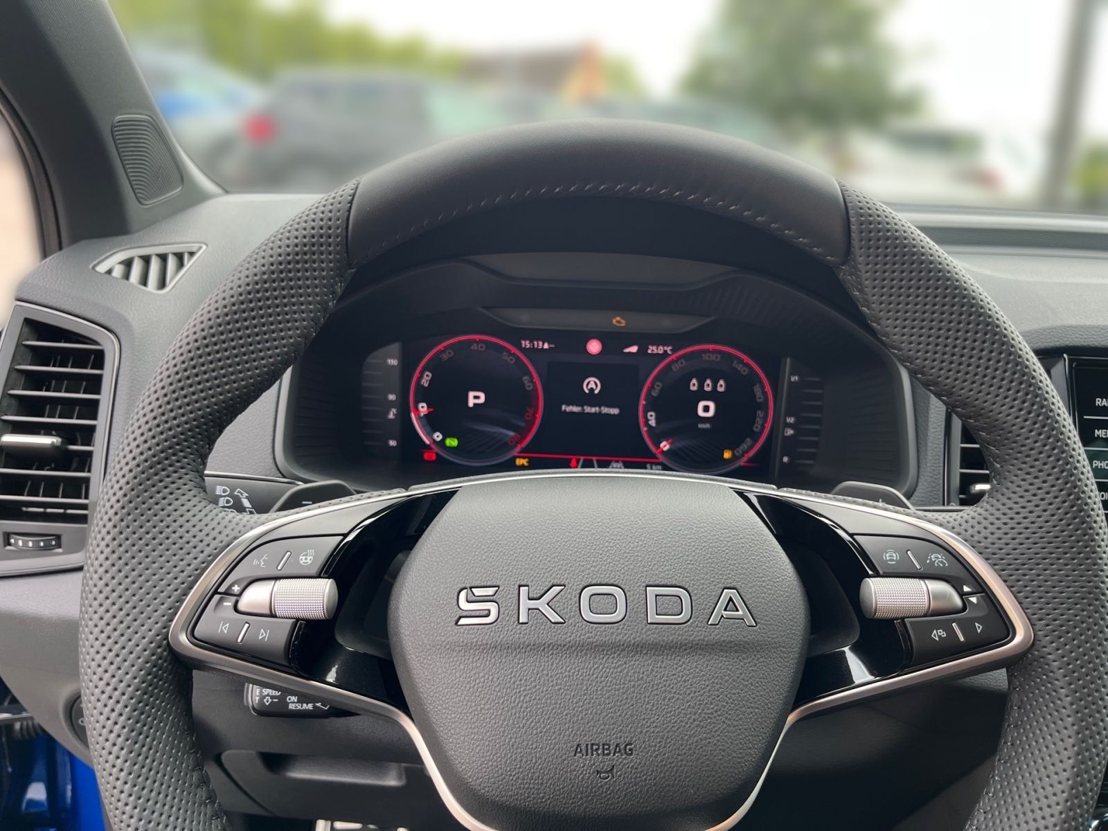 Fahrzeugabbildung SKODA Karoq Sportline 1,5 TSI 150PS DSG ACC Kamera AHK