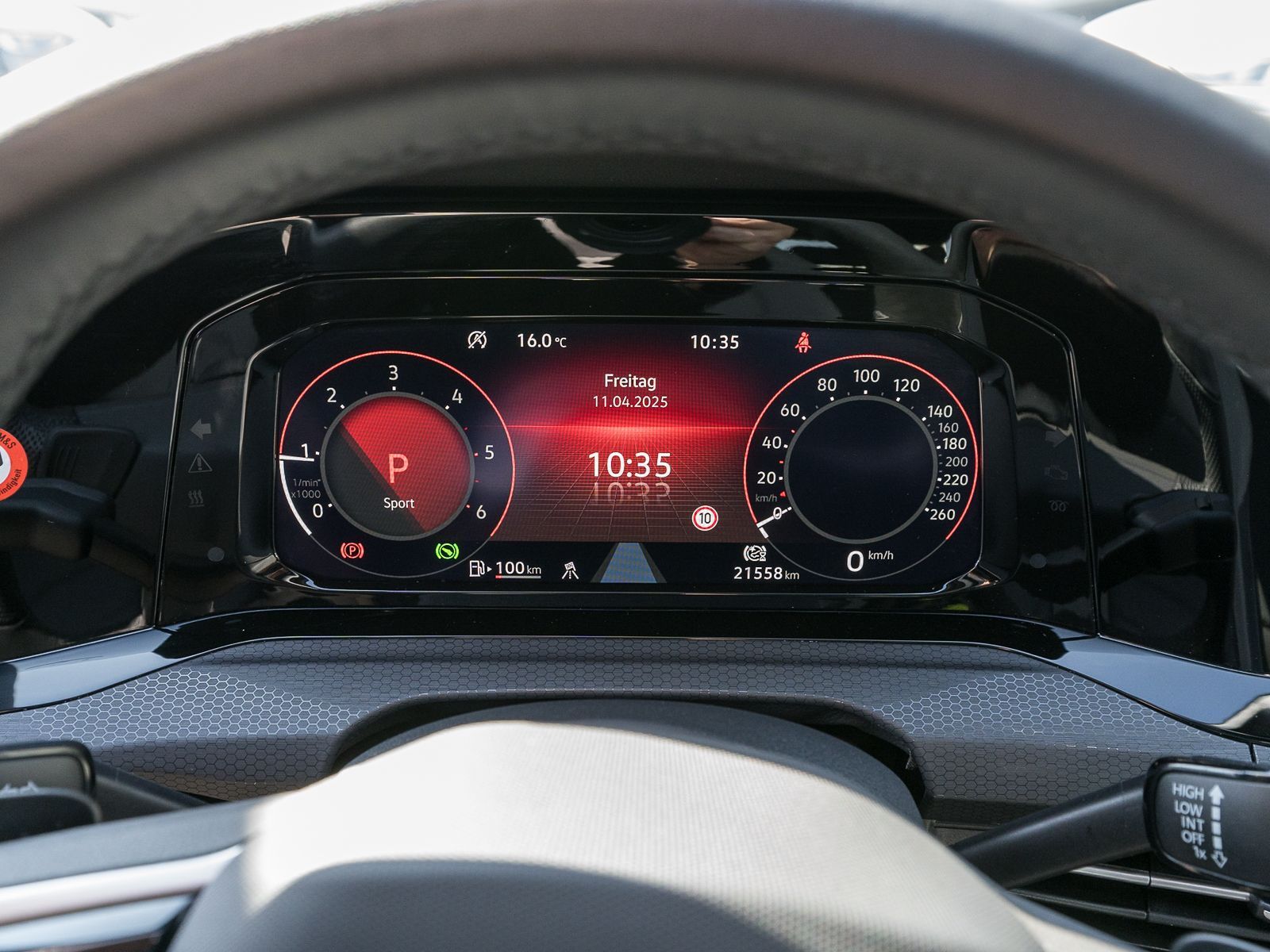 Fahrzeugabbildung Volkswagen Golf GTD 2,0TDI DSG Navi LED ACC Standhz VC PANO