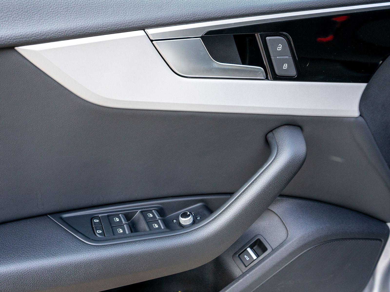 Fahrzeugabbildung Audi A5 Sportback advanced 45TDI quattro Navi LED AHK