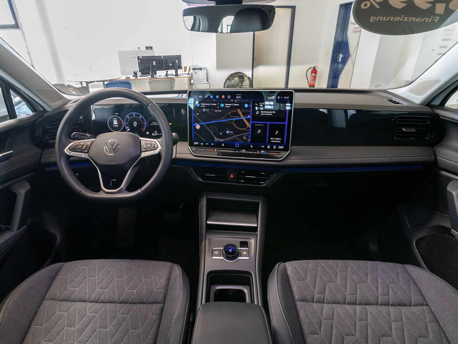 Fahrzeugabbildung Volkswagen Tiguan Life 2,0TDI DSG neues Modell DSG Navi AHK
