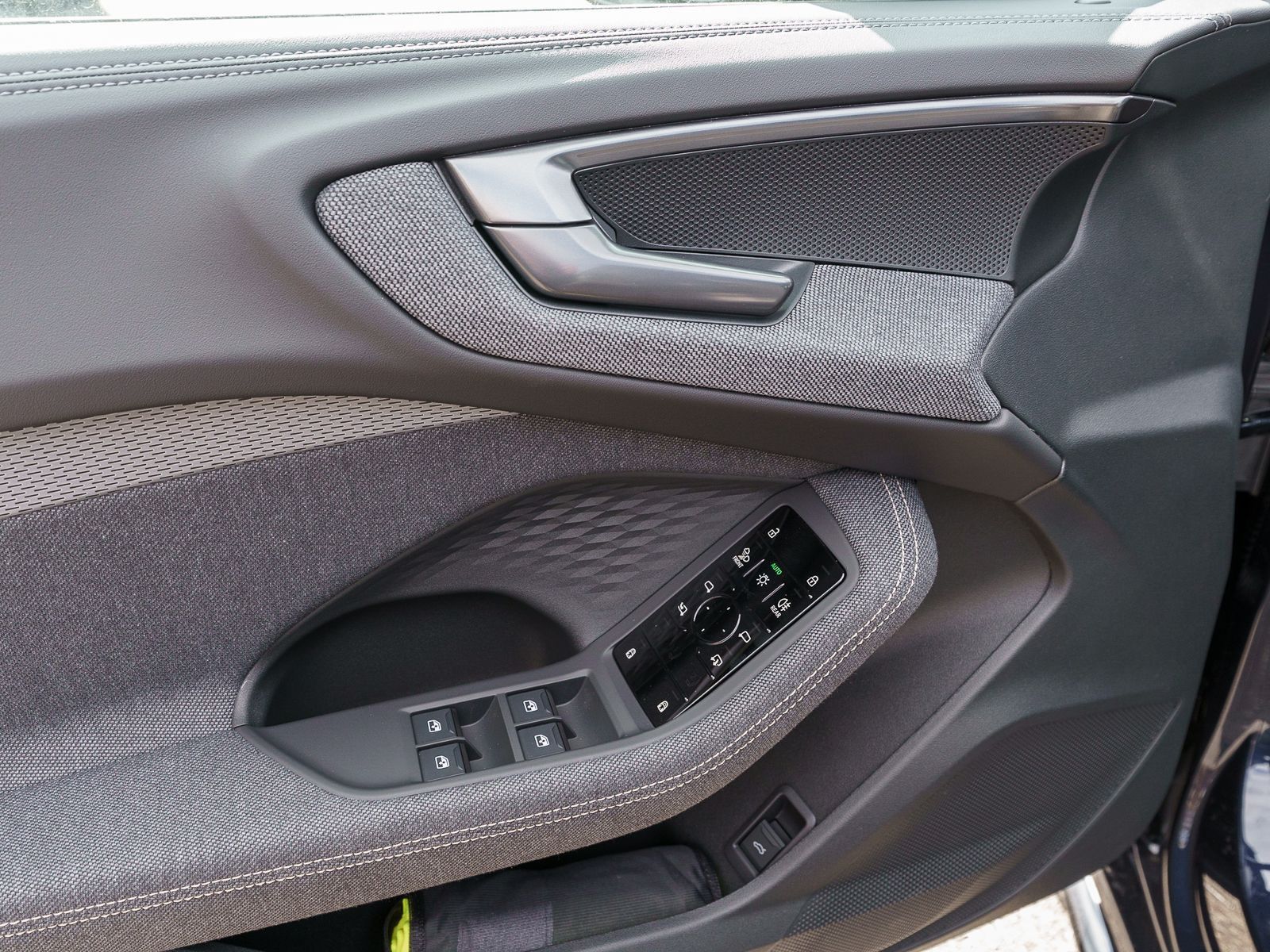 Fahrzeugabbildung Audi A5 Avant TDI quattro 150 kW S tronic