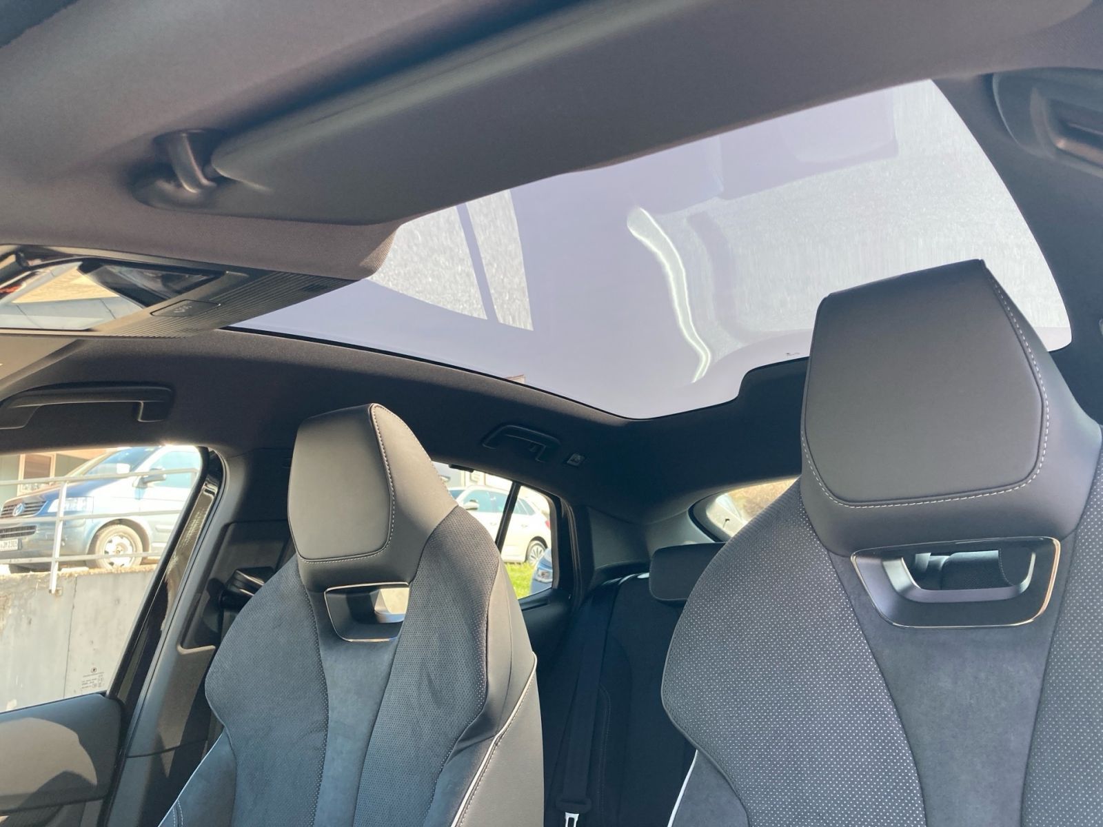 Fahrzeugabbildung SKODA Enyaq Coupe 85 Sportline 285PS Navi ACC 360° AHK
