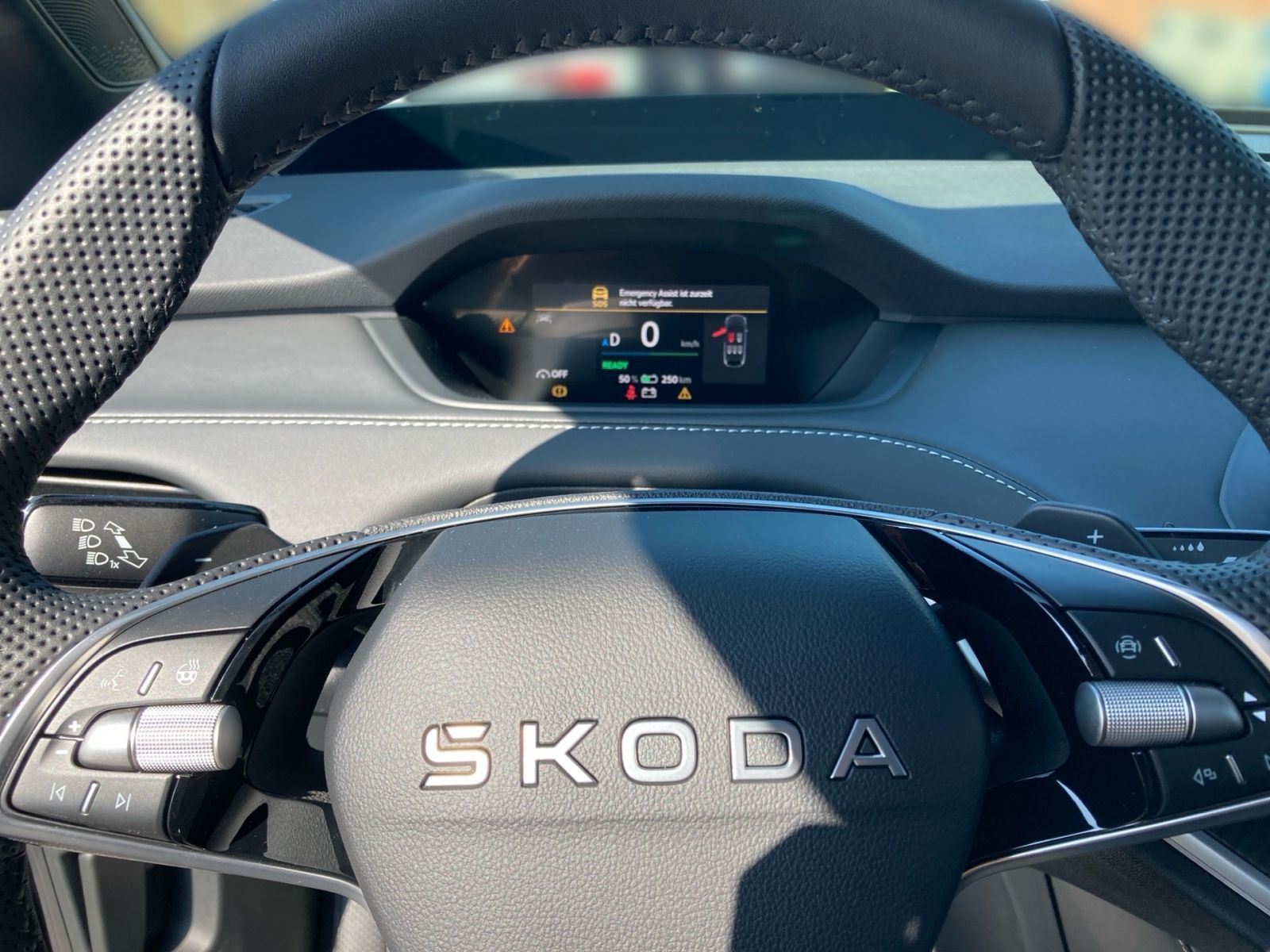 Fahrzeugabbildung SKODA Enyaq Coupe 85 Sportline 285PS Navi ACC 360° AHK