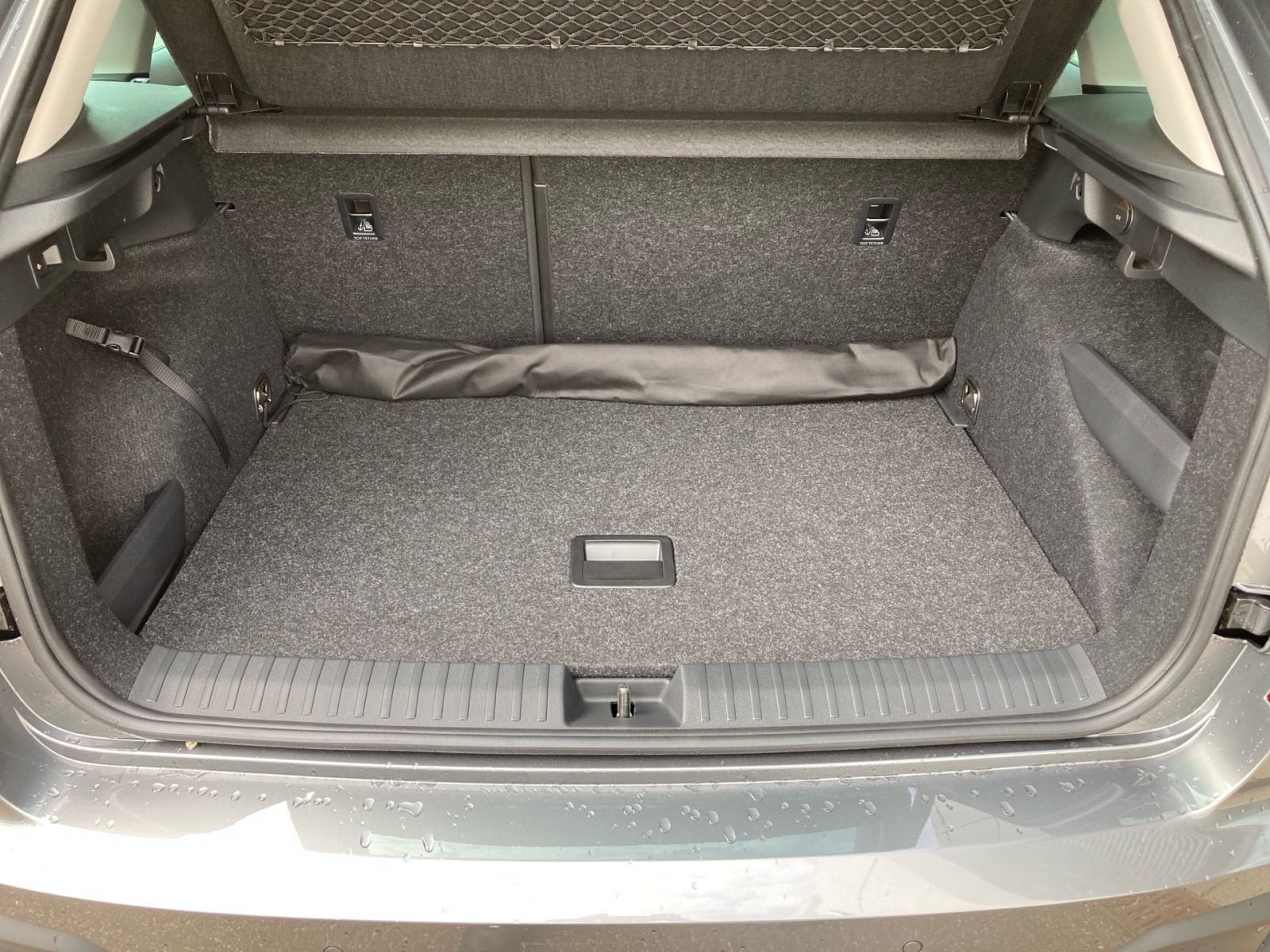 Fahrzeugabbildung SKODA Kamiq Tour 1,5 TSI 150PS DSG ACC Kamera SHZ AHK