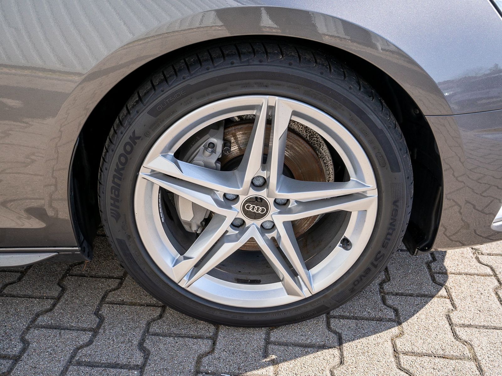 Fahrzeugabbildung Audi A4 Avant advanced 40TDI quatt Stron LED Navi RFK