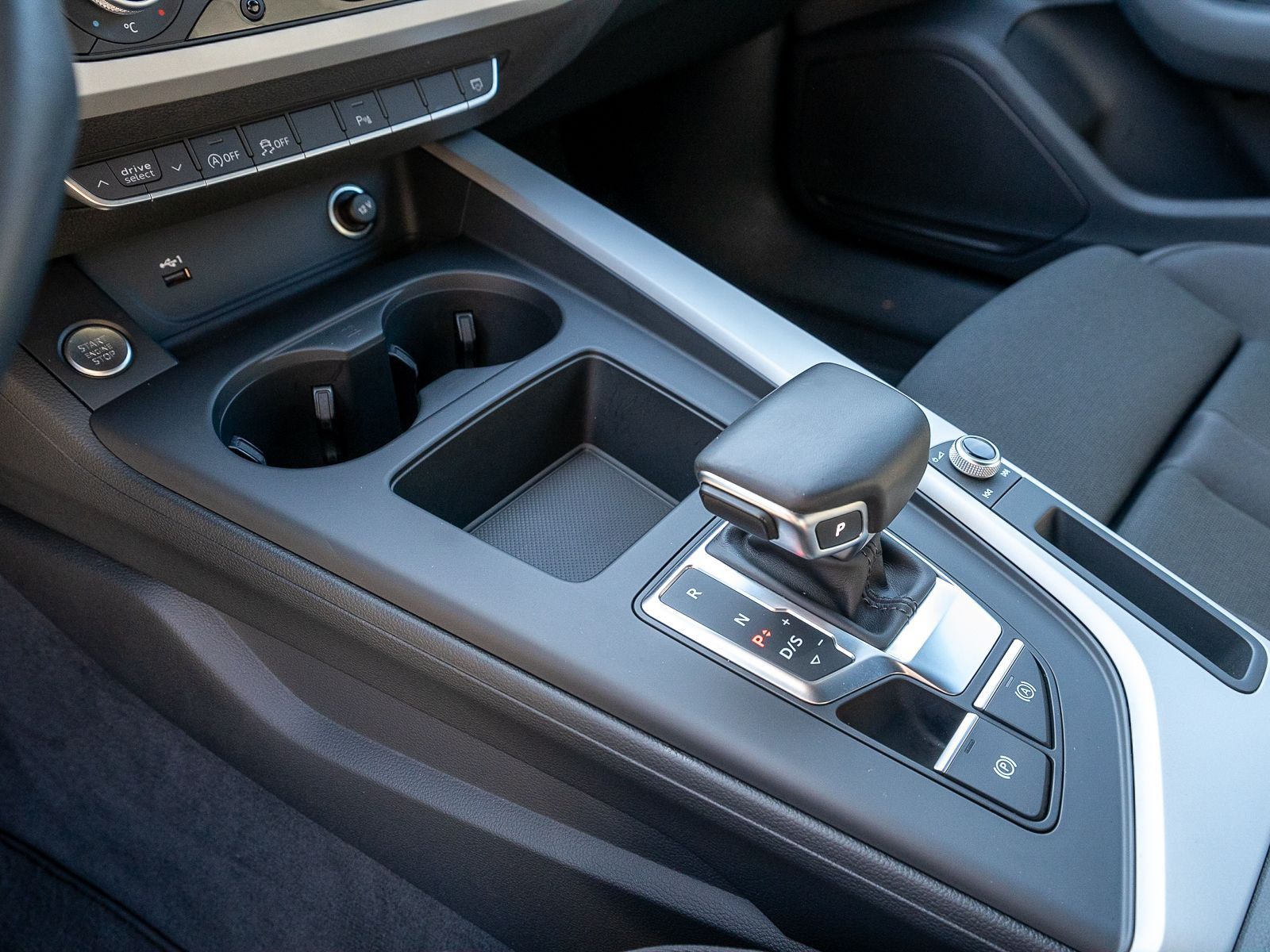 Fahrzeugabbildung Audi A5 Sportback Sline 35 TFSI Stronic LED Navi RFK