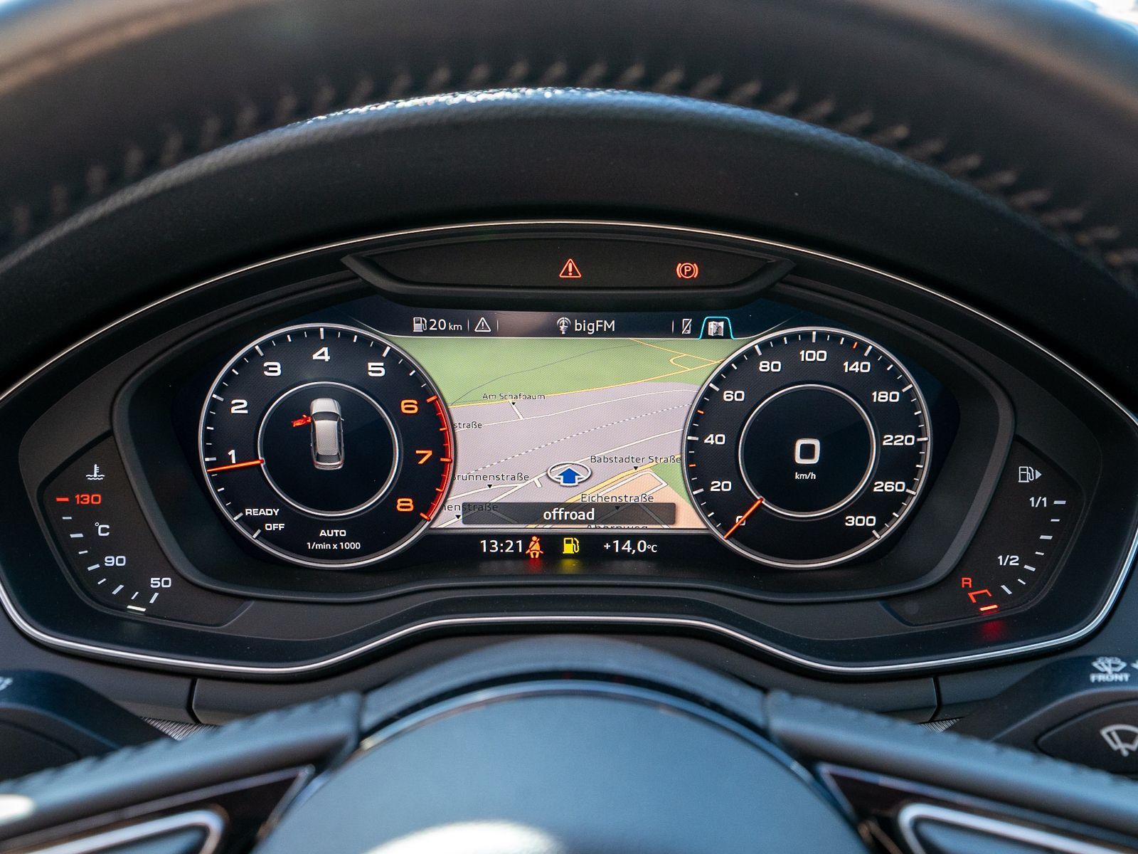 Fahrzeugabbildung Audi A4 Avant Sline 2.0TFSI ultra Matrix Navi PDC SHZ