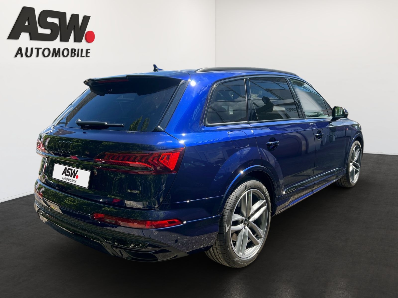 Fahrzeugabbildung Audi Q7 S line 55 TFSI e quattro 280(381) kW(PS) tipt