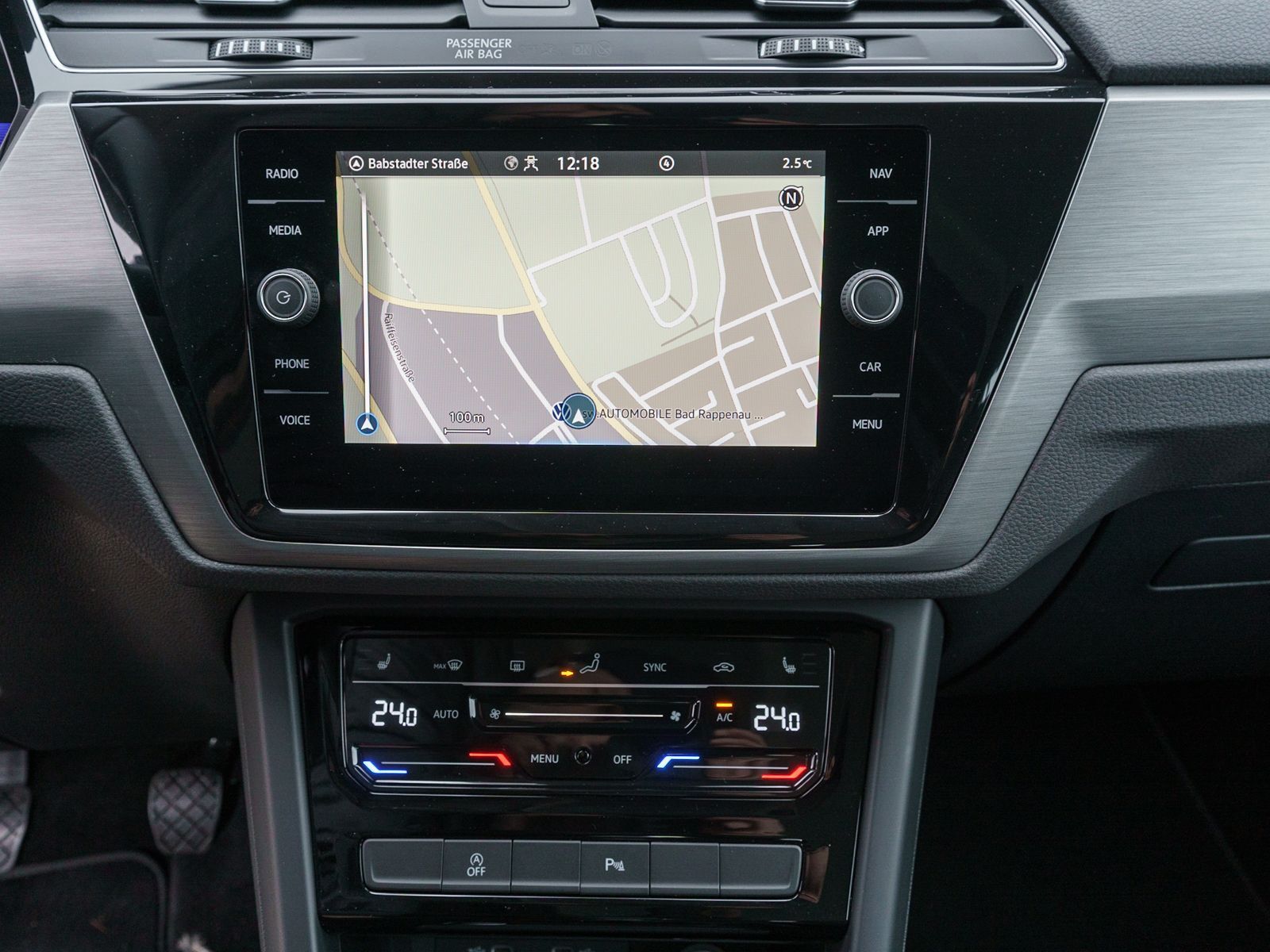 Fahrzeugabbildung Volkswagen Touran Comfortline 1.5TSI Navi ACC PDC VC AHK 7S