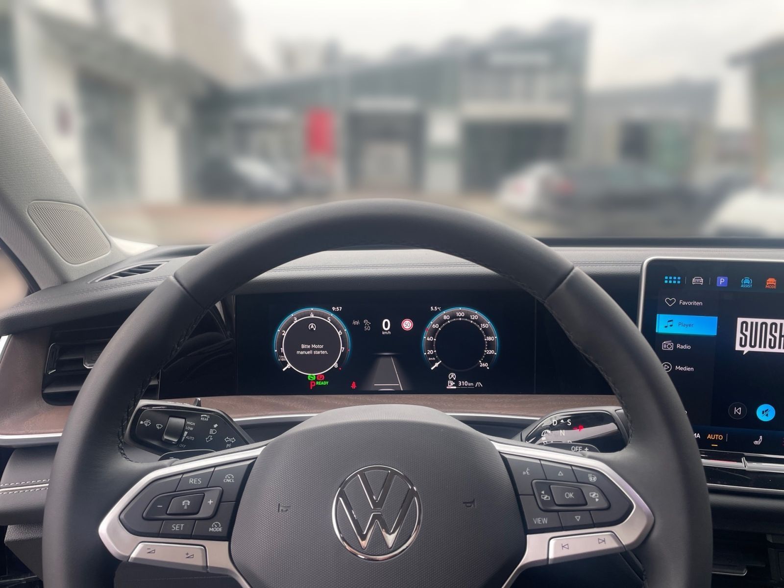 Fahrzeugabbildung Volkswagen Tayron Elegance 1,5 l eTSI (150 PS)
