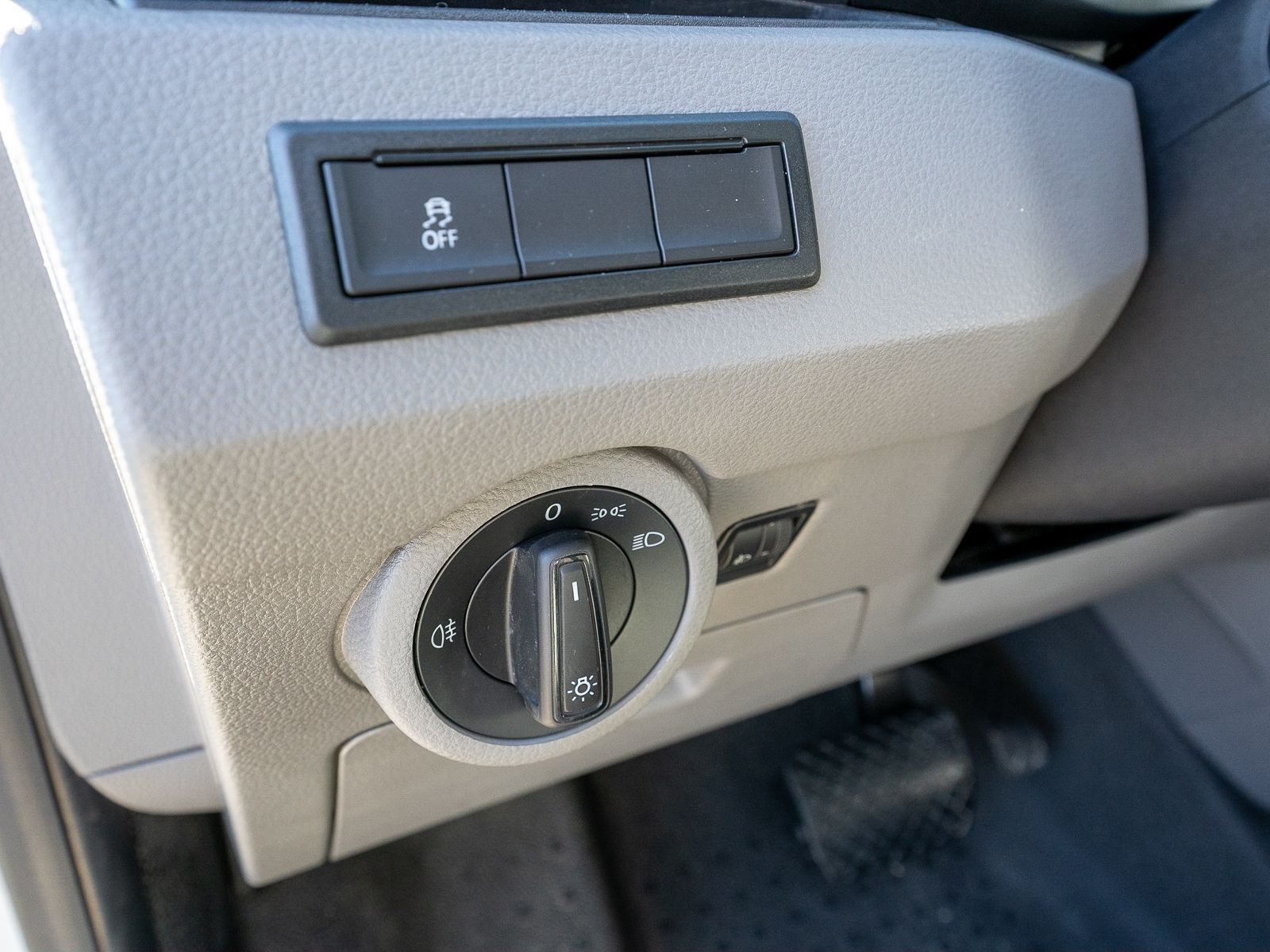 Fahrzeugabbildung Volkswagen T6.1 Kasten 2.0 TDI DSG Klima Navi PDC AHK