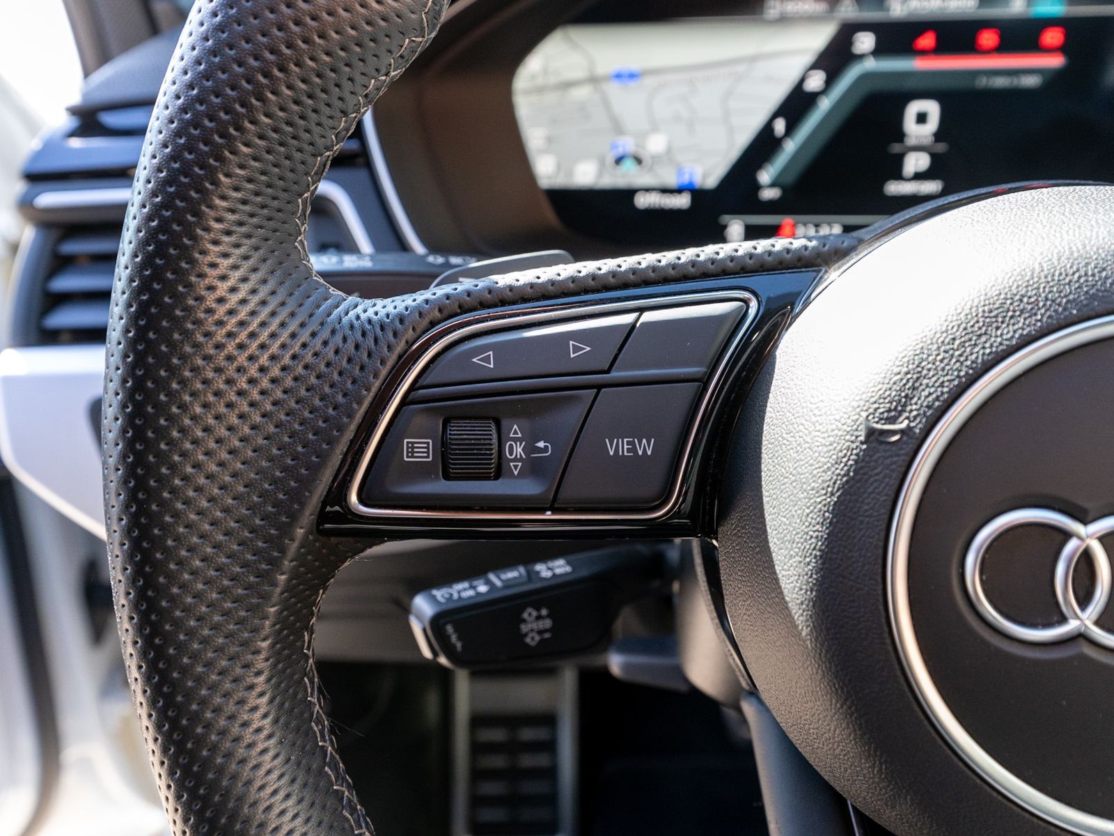 Fahrzeugabbildung Audi A4 Avant Sline 50TDI quattr tiptron LED Navi AHK