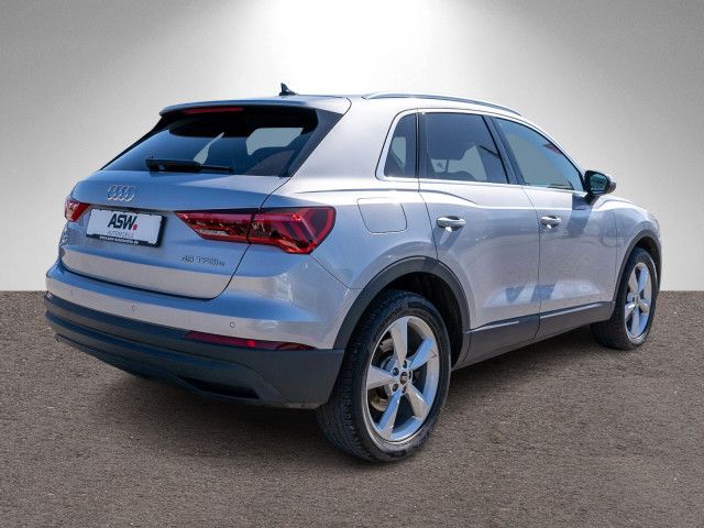 Fahrzeugabbildung Audi Q3 S line 45TFSI e Stronic LED Navi RFK ACC SHZ