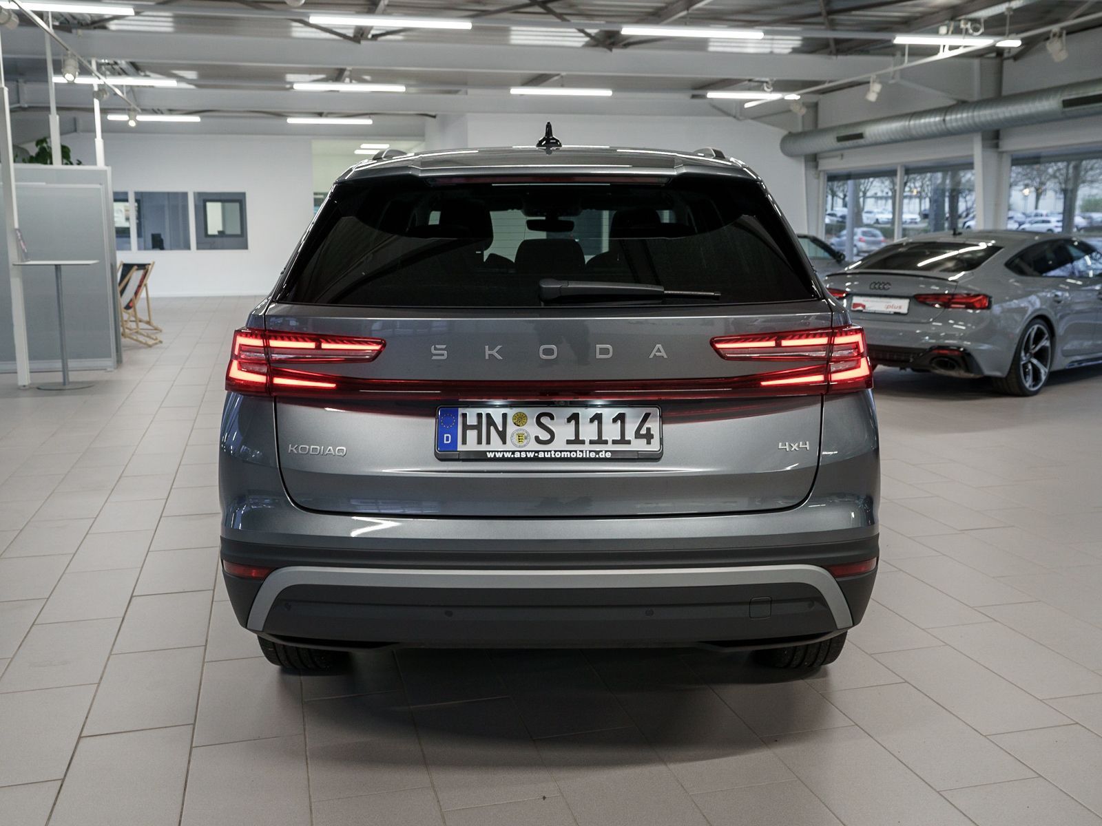 Fahrzeugabbildung SKODA Kodiaq Selection 2.0 TDI 4x4 DSG Pano Stdhzg AHK