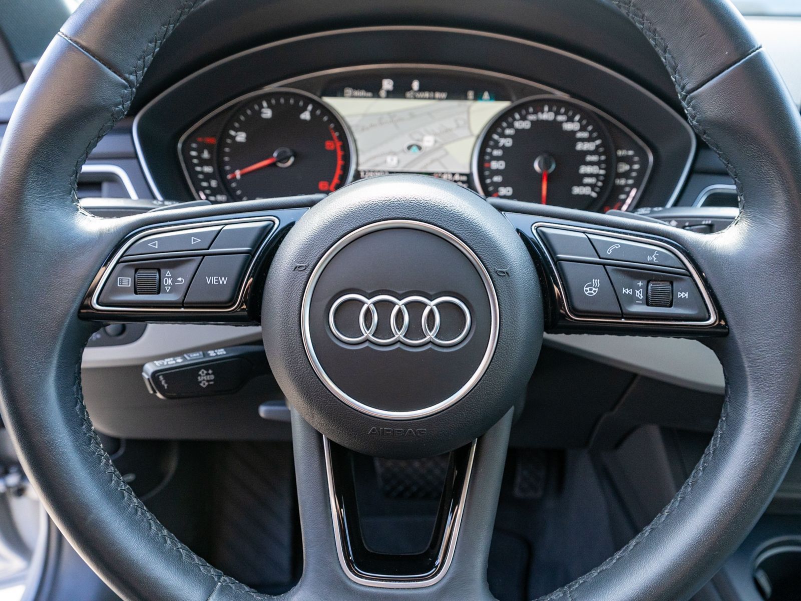 Fahrzeugabbildung Audi A4 Avant advanced 40TDI Stronic LED Navi RFK HUD