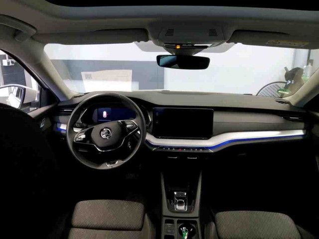 Fahrzeugabbildung SKODA Octavia Combi Clever 2.0 TDI DSG NAVI PANO AHK
