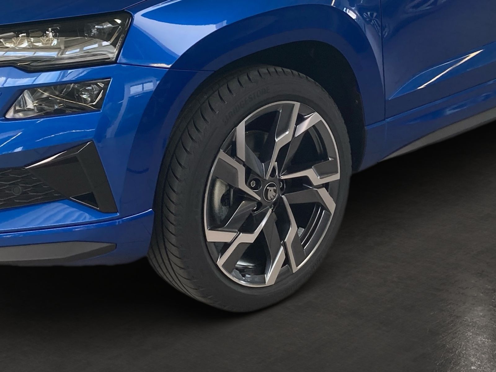 Fahrzeugabbildung SKODA Karoq Sportline 2,0TSI 190PS DSG 4x4 ACC SHZ AHK