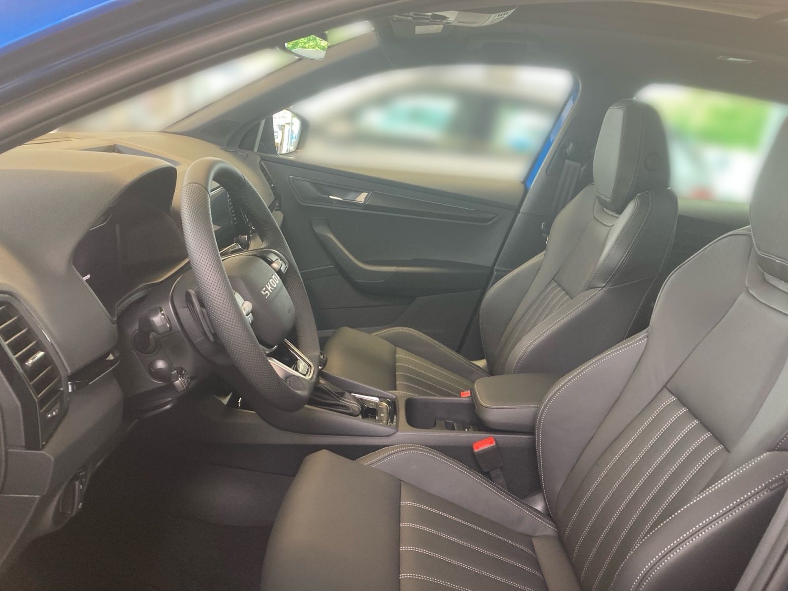 Fahrzeugabbildung SKODA Karoq Sportline 2,0TSI 190PS DSG 4x4 ACC SHZ AHK