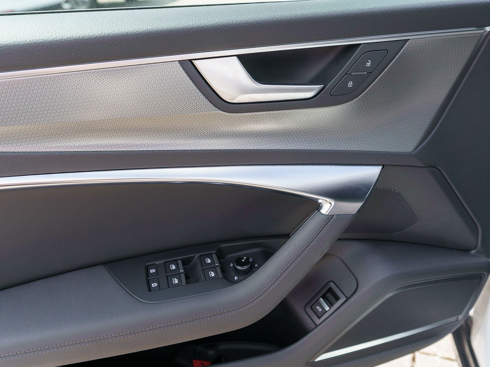Fahrzeugabbildung Audi A6 allroad quattro 50TDI tiptron LED Navi VC B&O
