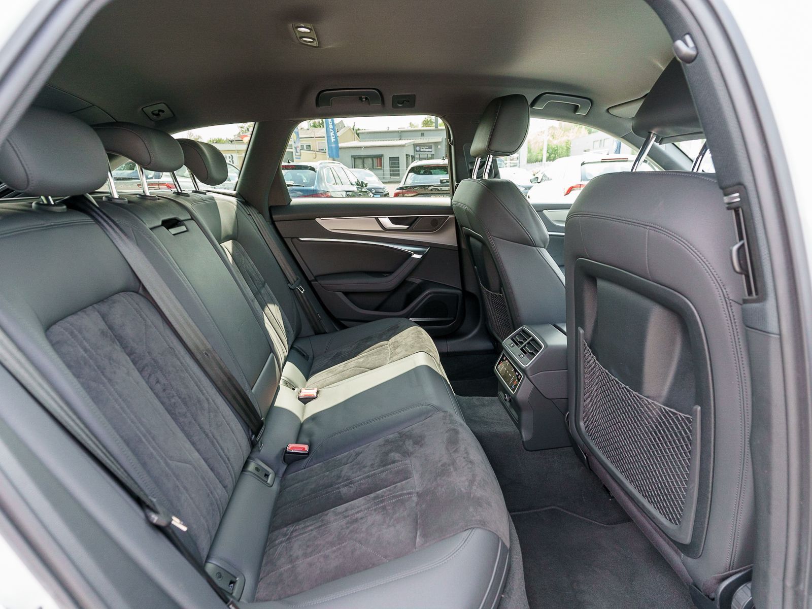 Fahrzeugabbildung Audi A6 allroad quattro 50TDI tiptron LED Navi VC B&O