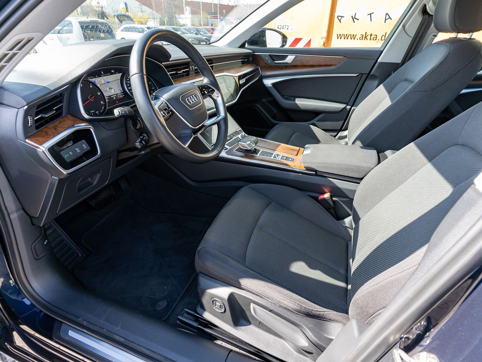Fahrzeugabbildung Audi A6 Limousine 40TDI Stronic LED Nav Stdhz ACC HUD